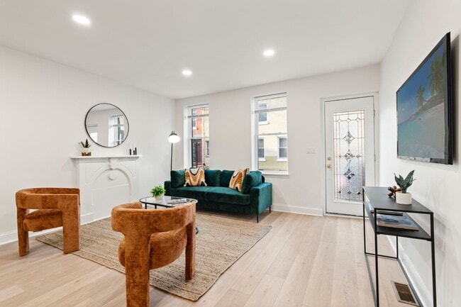 Foto del edificio - 1638 Latona St