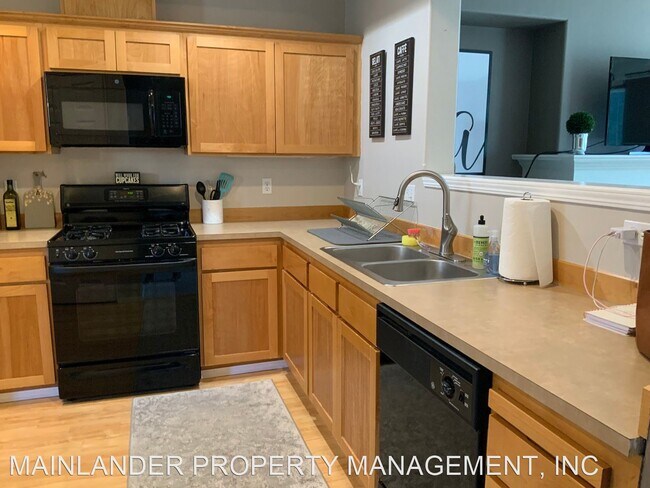 Foto del edificio - 2 br, 2 bath House - 13053 SW CADDY PLACE