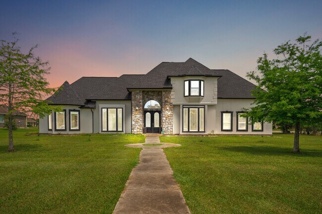 Foto del edificio - 13819 Lakeview Meadow Dr