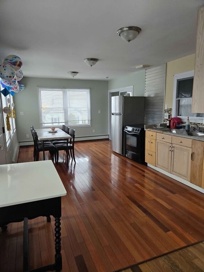 Foto del edificio - 402 Pleasantview Ct