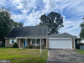 Building Photo - 3506 Mullin Ln