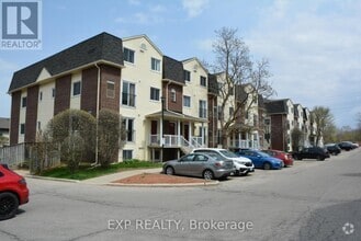Building Photo - 454-454 Janefield Ave