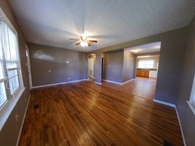 Photo - 437 Cedar Ave House