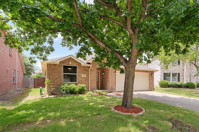 Building Photo - 13371 Sorrento Dr