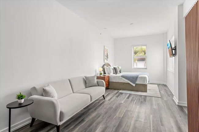 Photo - 1701 Alton Rd Apartment