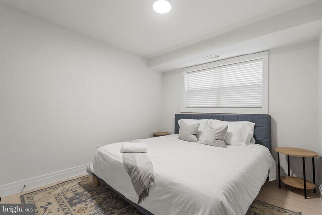 Foto del edificio - 100 W Taylor Run Pkwy