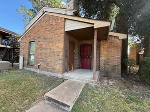 Building Photo - 7200 W T C Jester Blvd