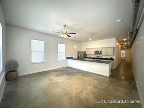 Building Photo - 78 N Rembert St