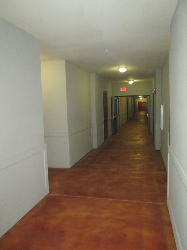 Taylors Farm Apartments Dallas, TX