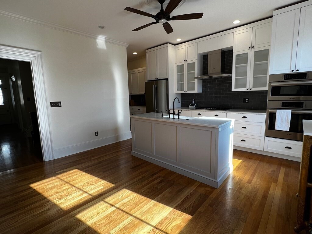 Foto principal - 92 Thorndike St