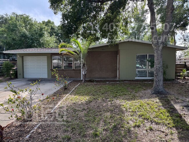Foto del edificio - Coming Soon – Spacious 3BR/2BA Sarasota Re...
