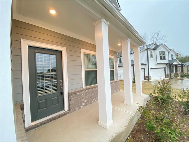 Building Photo - 3290 Summerpoint Crossing