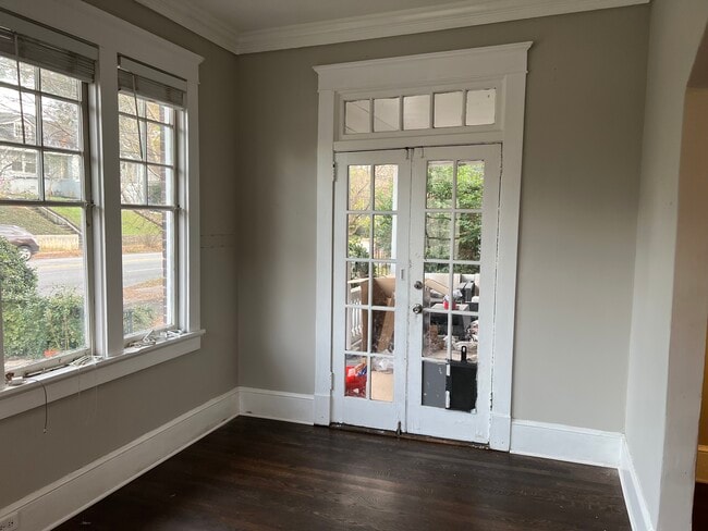 Building Photo - 1170 Monroe Dr NE