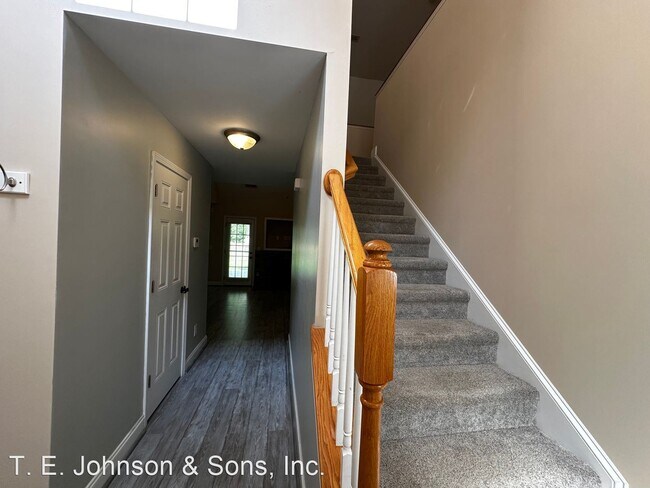 Building Photo - 3 br, 2.5 bath House - 1142 Folkstone Ridg...