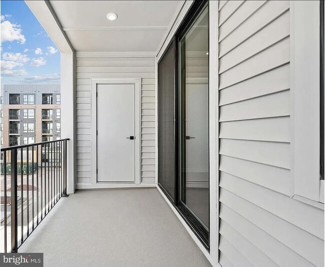 Building Photo - 4768 Sully Pt Ln