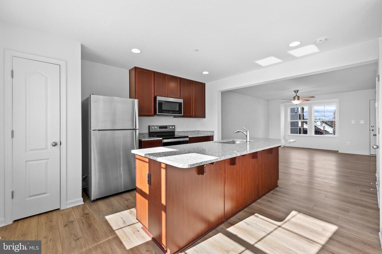 483 Peleton St, Hagerstown, MD 21740 Townhome Rentals in Hagerstown