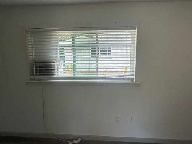 Foto del edificio - 5405 Suez St