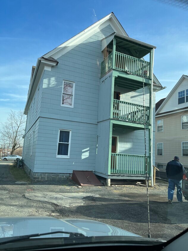 Foto del edificio - 2591 Main St