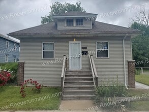 Building Photo - 4937 Cedar Ave