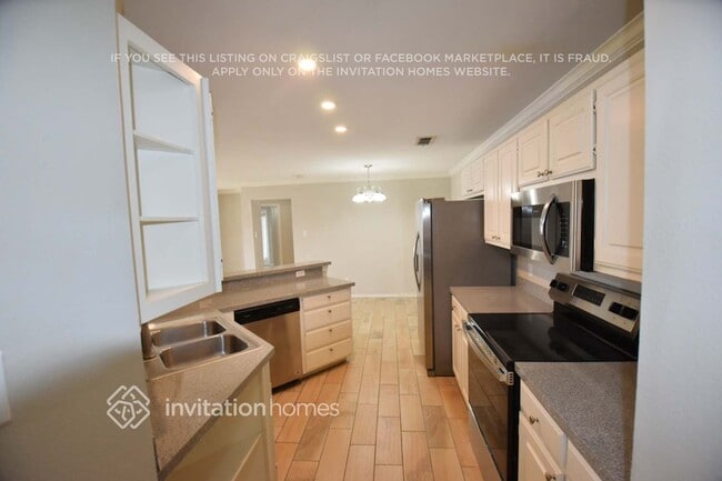 Foto del edificio - 3909 Honey