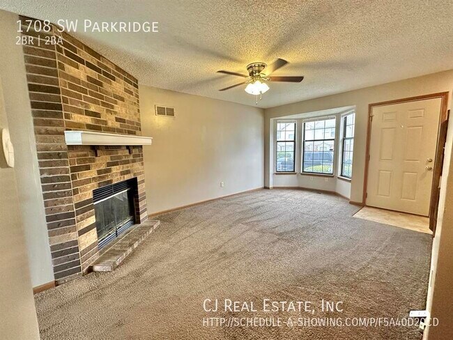 Foto del edificio - 1708 SW Parkridge Dr