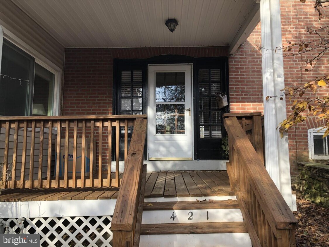 421 W Baltimore Ave, Media, PA 19063 Townhome Rentals in Media PA