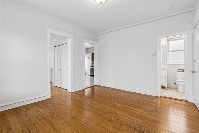 Foto del edificio - 5414 N Broadway