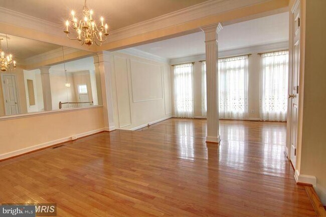 Building Photo - 8023 Kidwell Town Ct