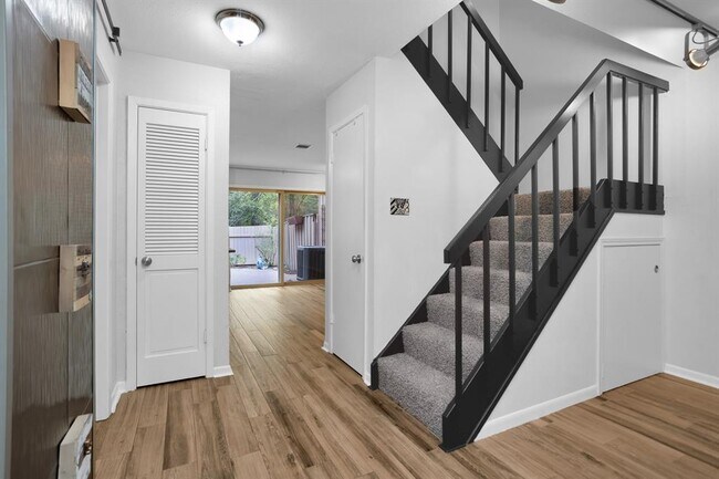 Building Photo - 2309 W Settler's Way