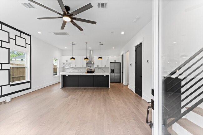 Foto del edificio - 4303 Buck St