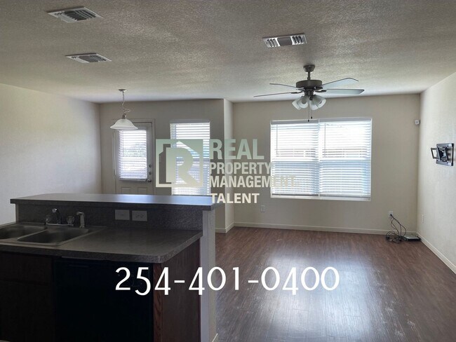 Building Photo - Price Reduced!!  3-Bedroom, 2.5-Bathroom D...
