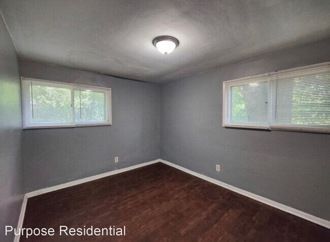 Foto del edificio - 3 br, 1 bath House - 8415 Chalons Ct