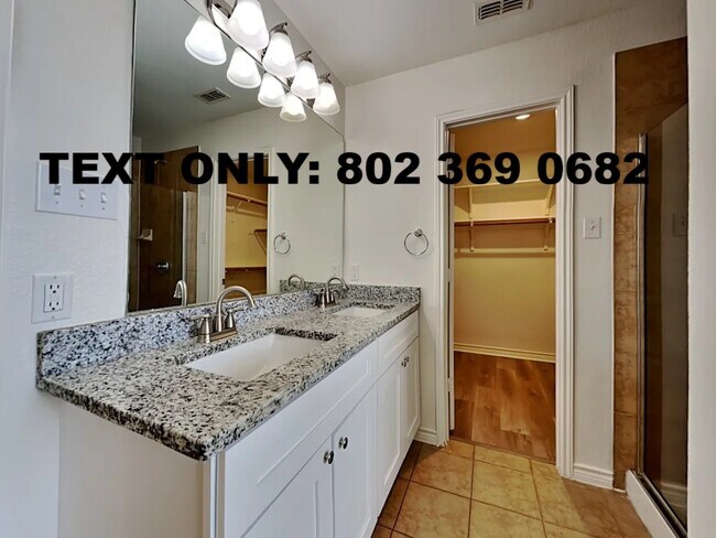 Building Photo - 1009 Fox Willow Ct