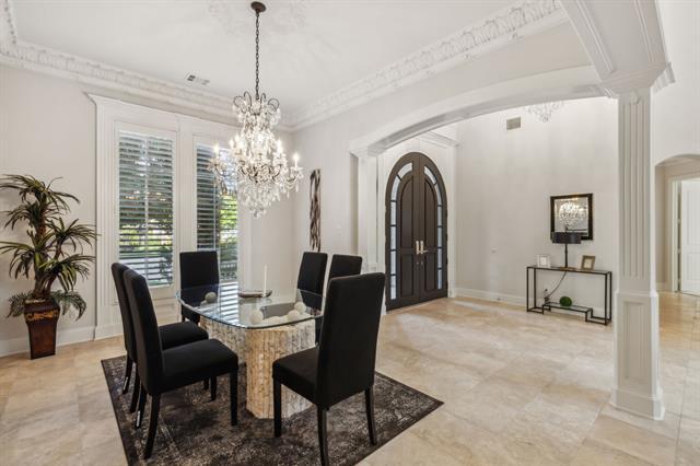 Building Photo - 7300 Majestic Manor