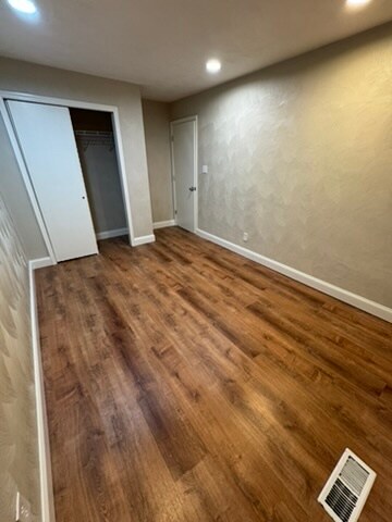 Foto del edificio - 1305 White Birch Ln