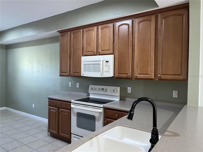 Building Photo - 9429 Myrtle Creek Ln