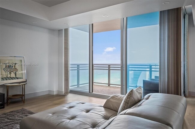 Foto del edificio - 3535 S Ocean Dr