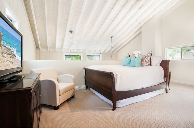 Lofted Bedroom - 23501 Ave La Caza