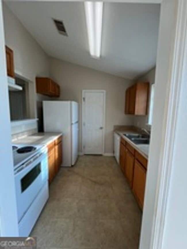 Building Photo - 408/410 Lawnwood Ct