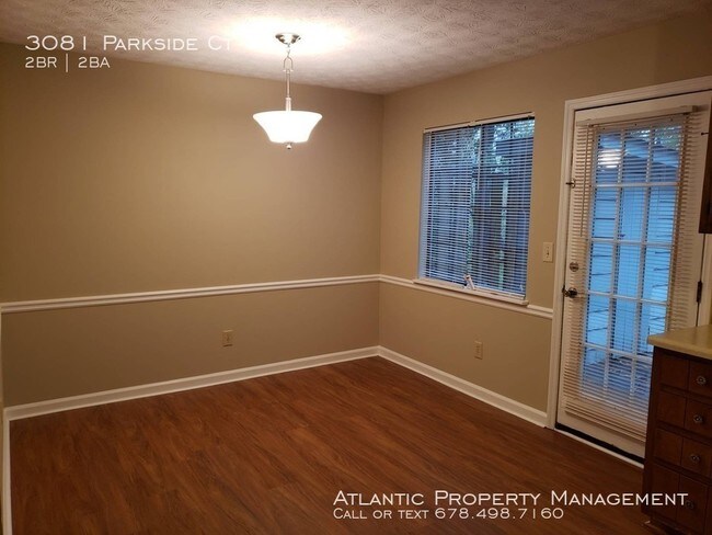 Building Photo - Nice Townhouse in Parkside Subdivision