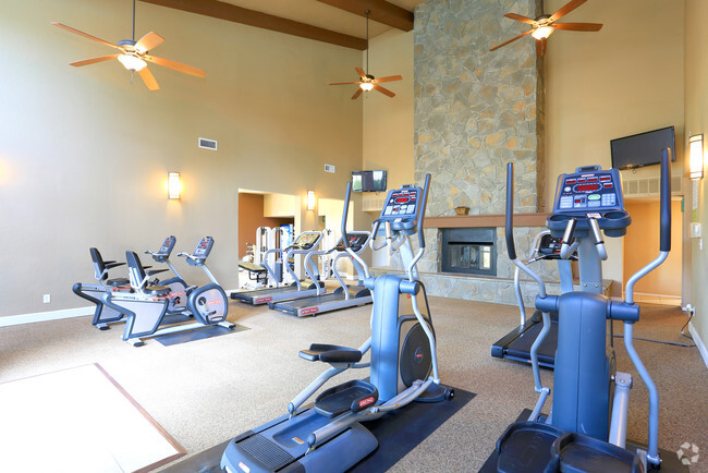 Fitness Center - Spring Meadows