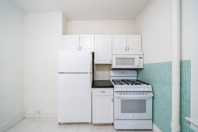 Foto del edificio - 6601 Broadway