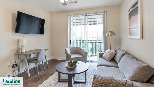 Building Photo - 7373 Valley View Ln