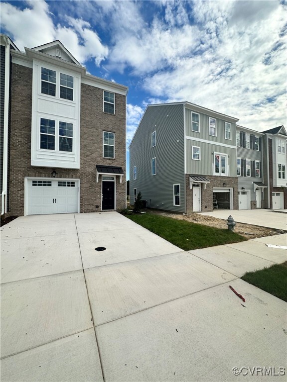 Primary Photo - 7121 Leire Ln