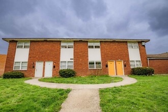 Building Photo - 3110 Clairpoint Ct