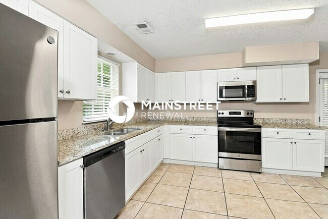 Foto del edificio - 4 Bedroom Pet-Friendly Home in Acworth, GA with Main Street Renewal