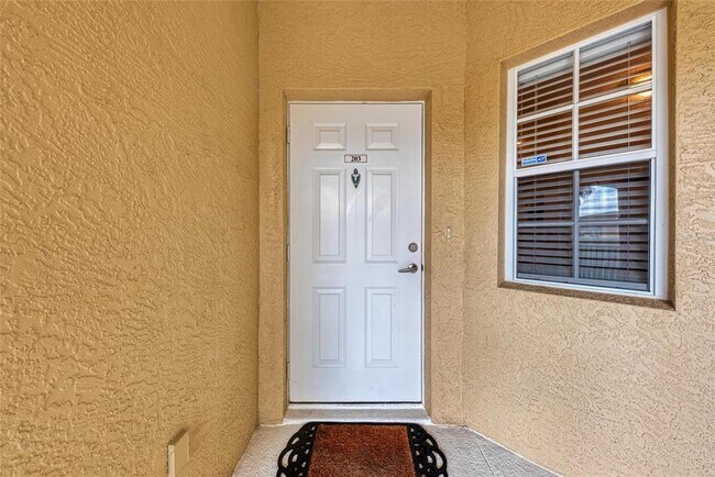 Building Photo - 6326 Grand Oak Cir