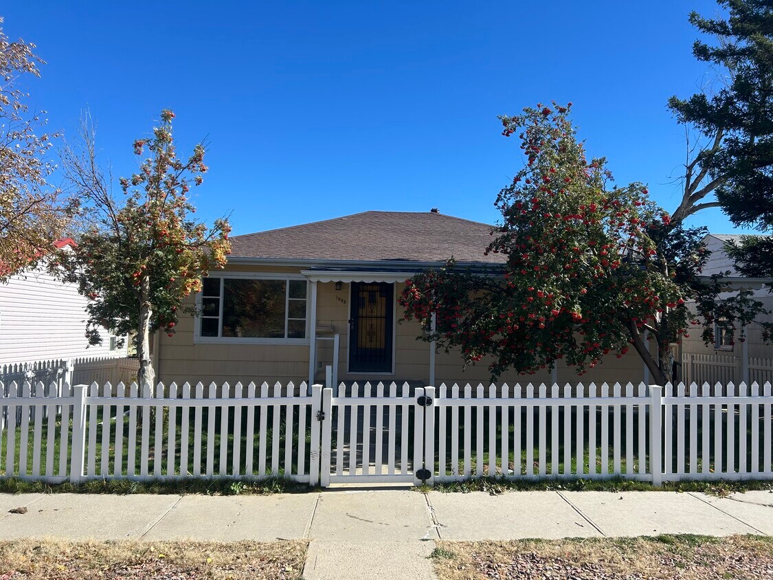 Foto del edificio - 1835 S Jefferson St