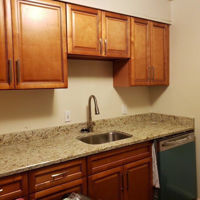 40 Old Lancaster Rd Unit 00A, Merion Station, PA 19066 Condo for Rent in Merion Station, PA