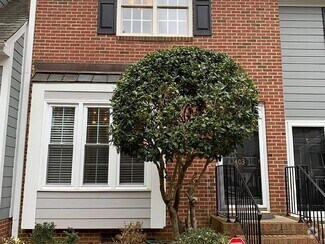 Building Photo - 403 Gadland Ct